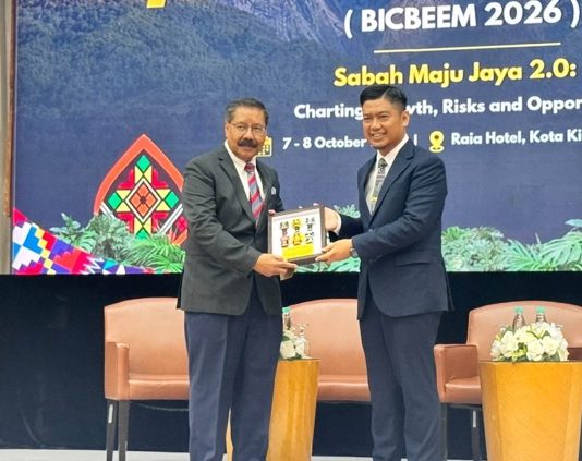 Azrul: Semua Pihak Perlu Gerakkan Momentum Pembangunan Sabah